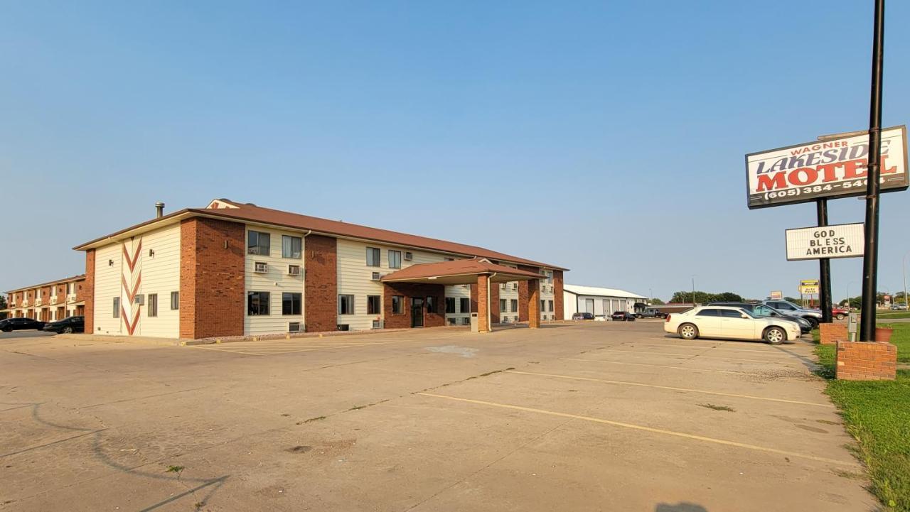 Wagner Lakeside Motel Exterior photo